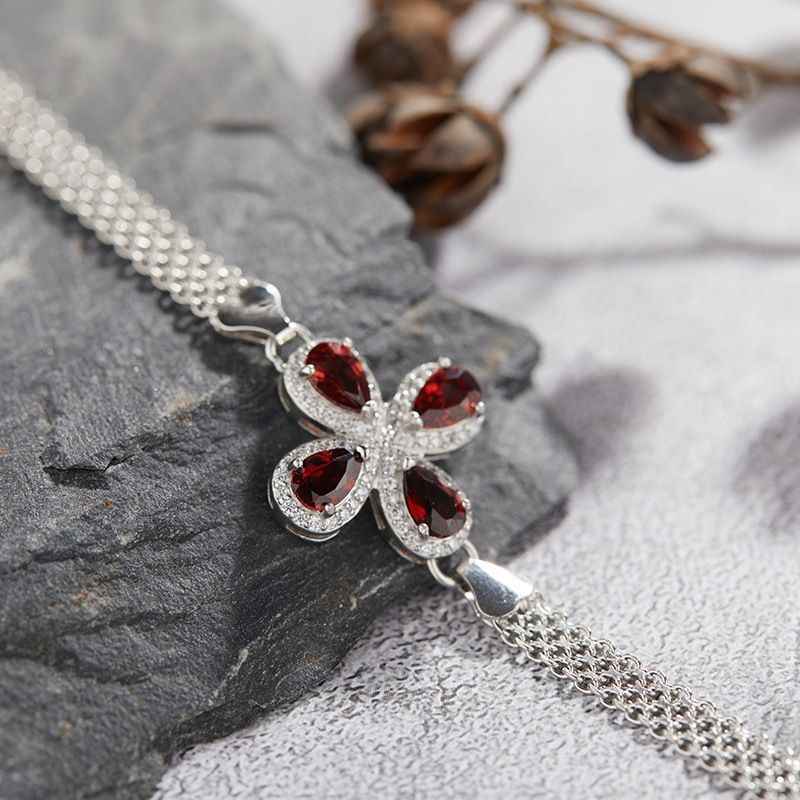 Garnet Bracelet - Clover Bracelet