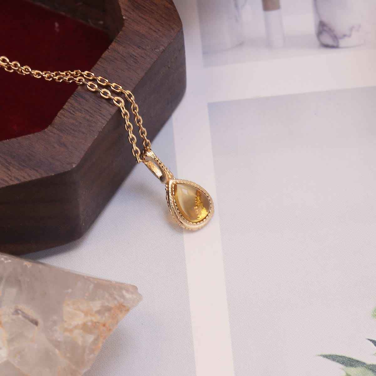 amber pendant necklace