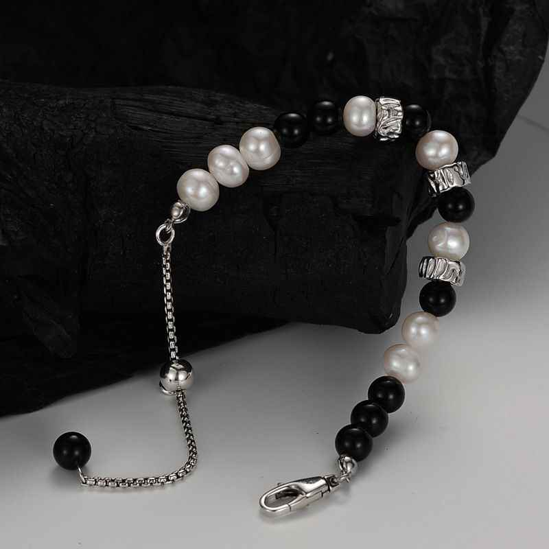 Obisidian and Pearl Bracelet - Blace and White Bracelet